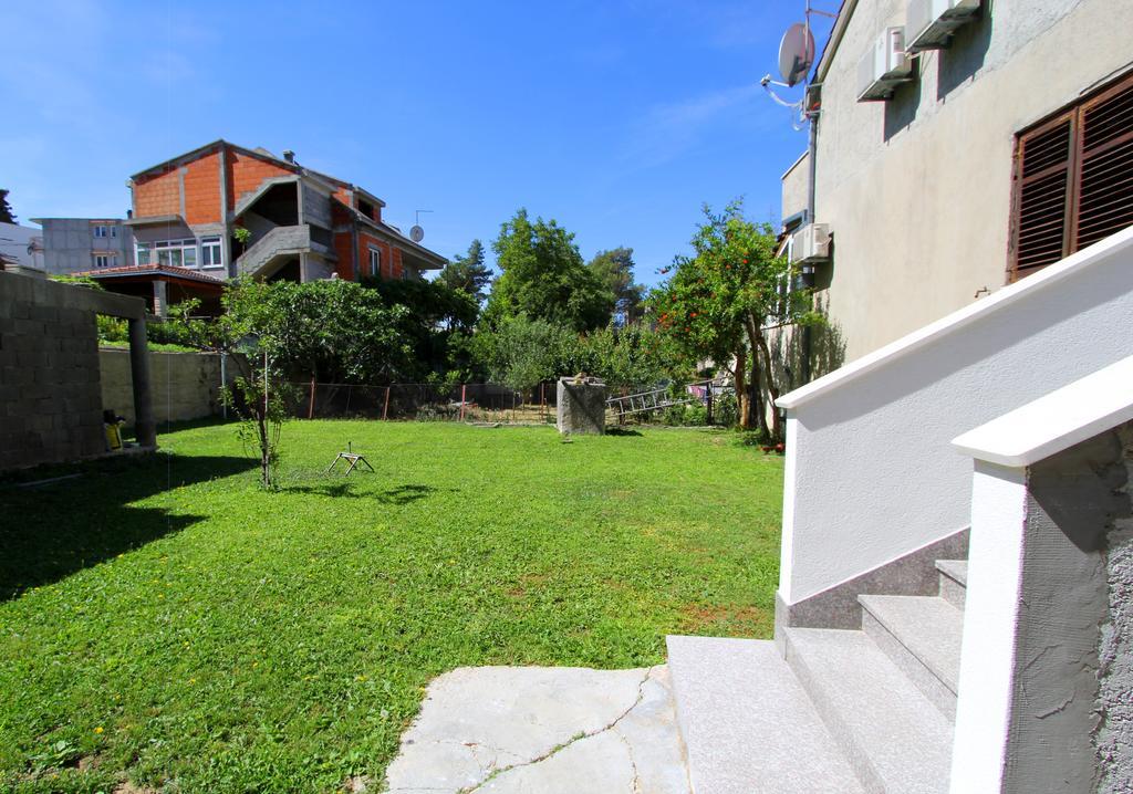 Apartment Beach Split Exterior photo